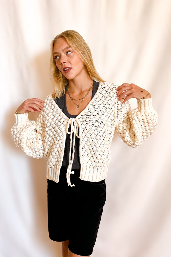 Chunky Yarn Tie Front Cardigan / Ivory - Image 3