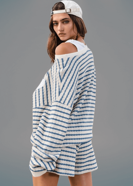 Graphic "TEXAS" Oversized Sweatshirt - Blue - Image 2